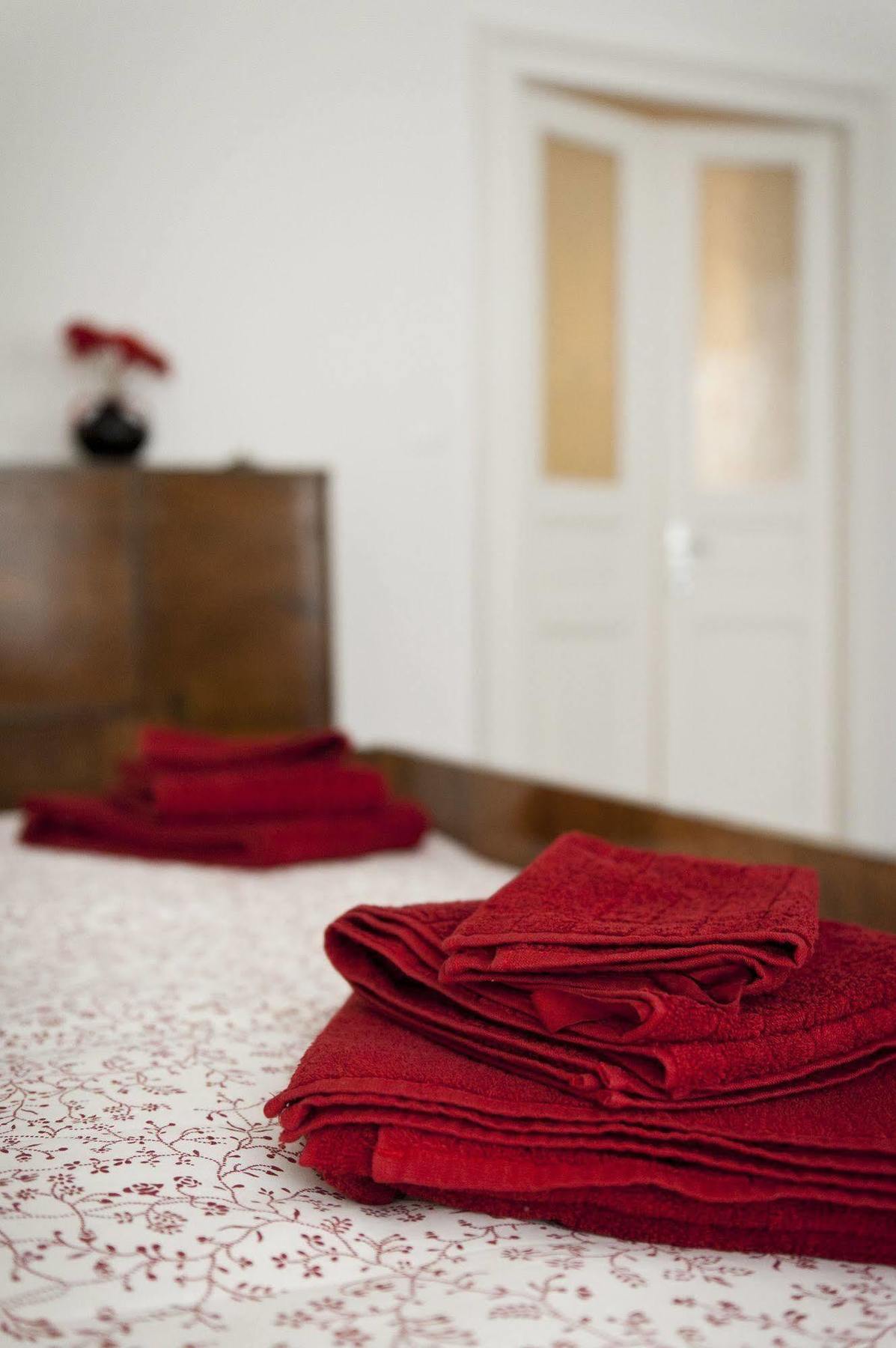 Domus Liberta - Boutique Rooms Триест Экстерьер фото