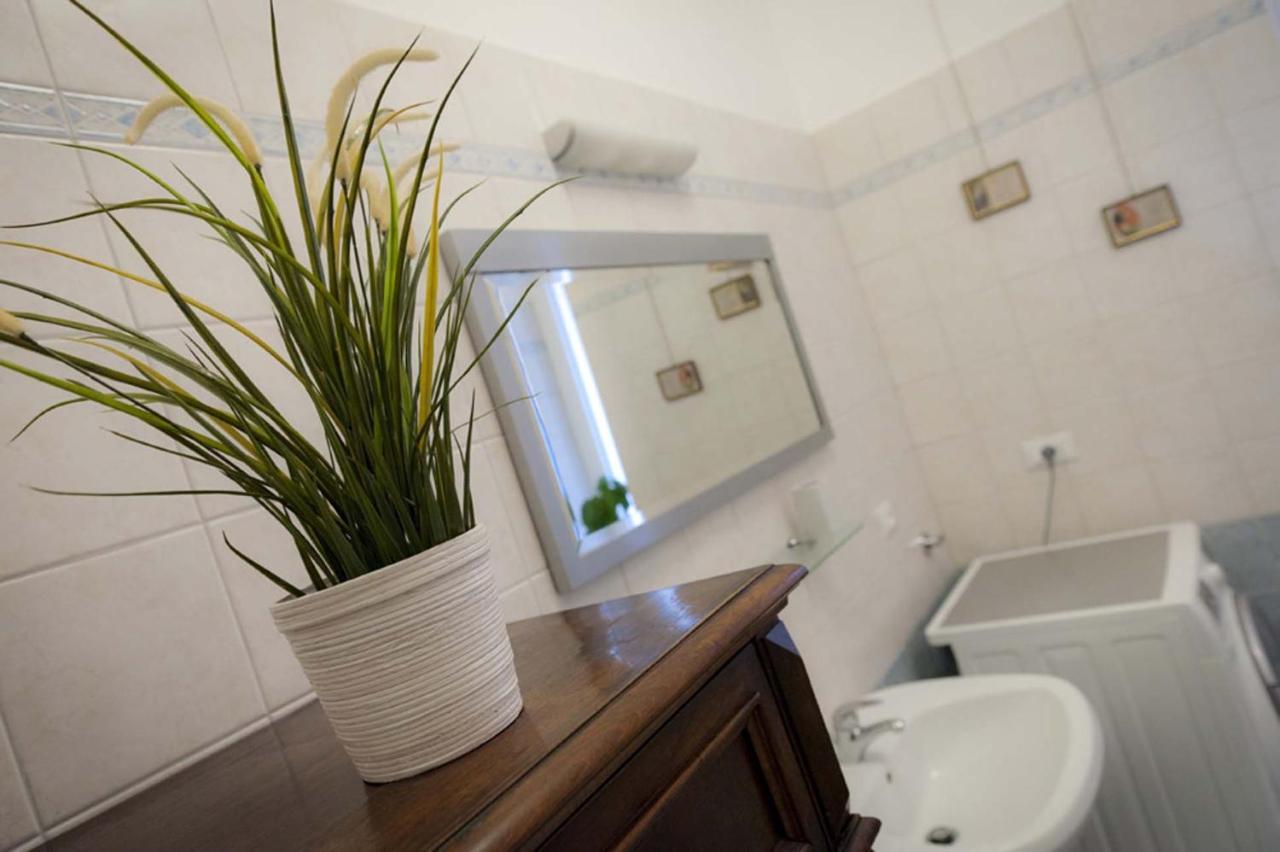 Domus Liberta - Boutique Rooms Триест Экстерьер фото