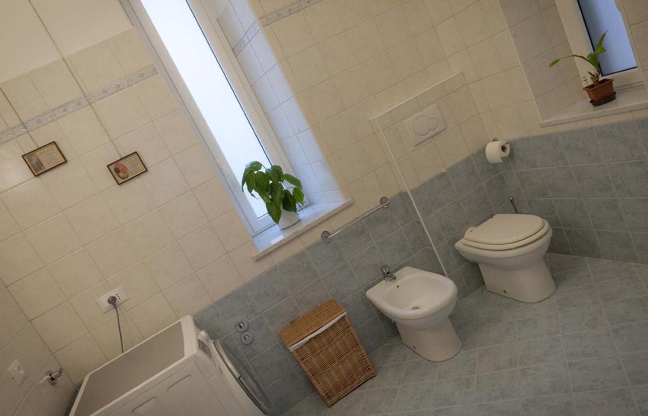 Domus Liberta - Boutique Rooms Триест Экстерьер фото