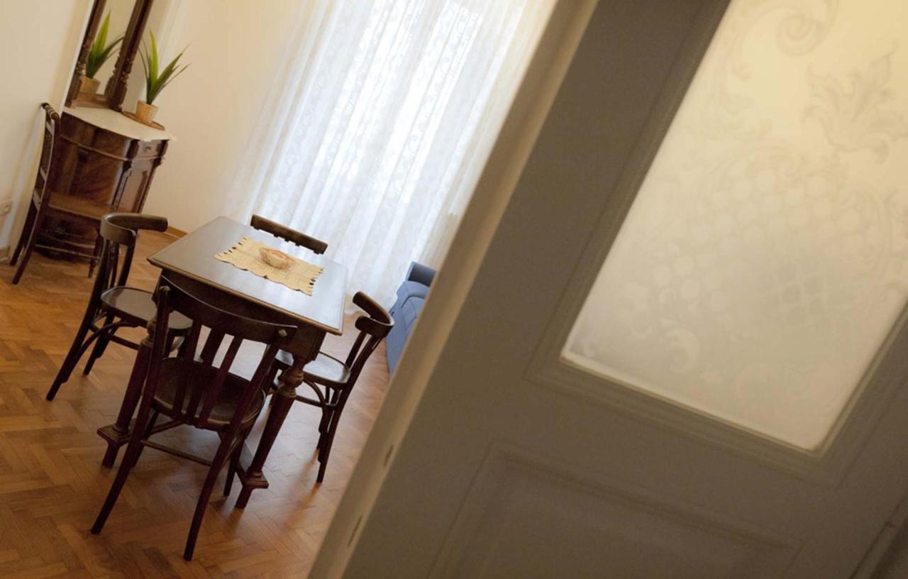 Domus Liberta - Boutique Rooms Триест Экстерьер фото