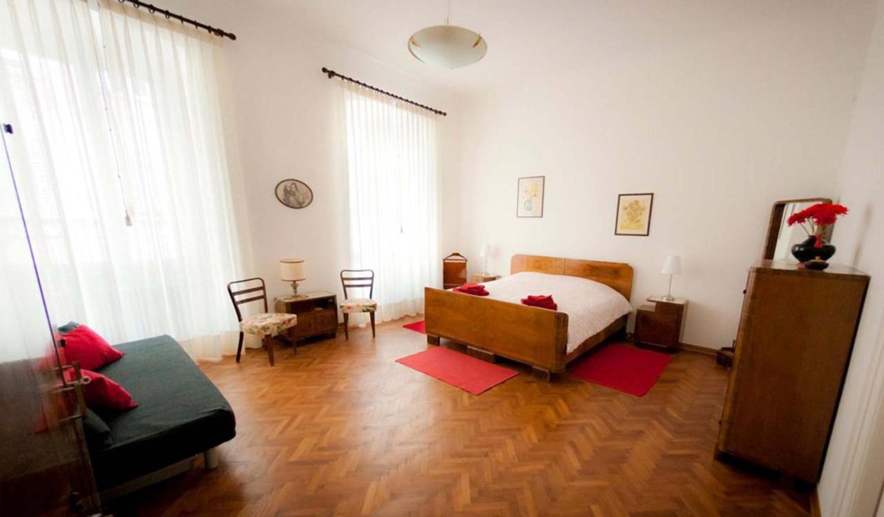 Domus Liberta - Boutique Rooms Триест Экстерьер фото