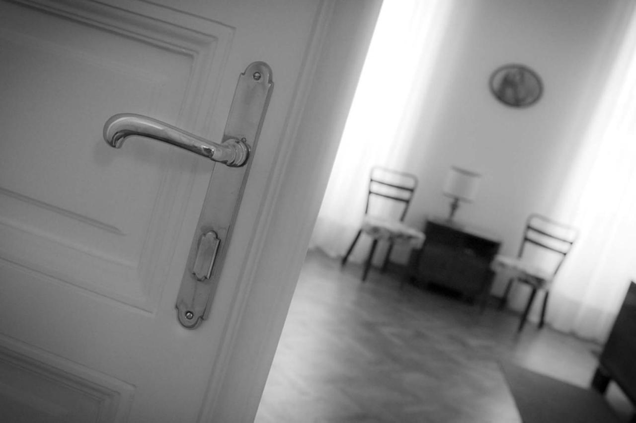 Domus Liberta - Boutique Rooms Триест Экстерьер фото